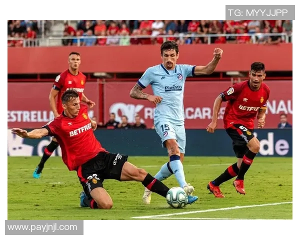 现代足球中场球星崛起 探索新时代战术核心与比赛风云 现代足球中场球星崛起 探索新时代战术核心与比赛风云