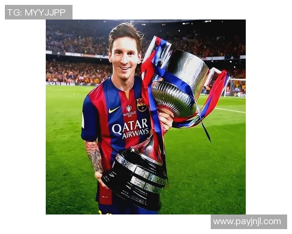 足球传奇星辉：从贝利到梅西的伟大足迹与时代印记