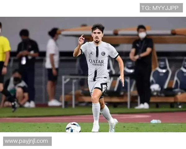 全球十位足球巨星排名揭晓他们如何改变了足球历史的进程